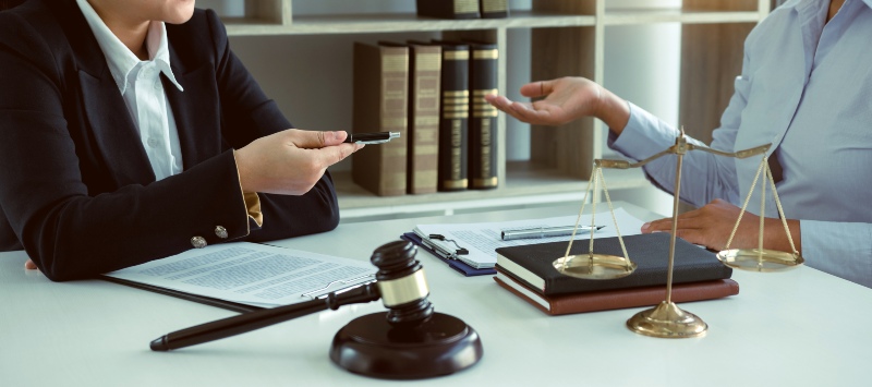 Find Out When It’s Time To Hire A Criminal Defense Attorney